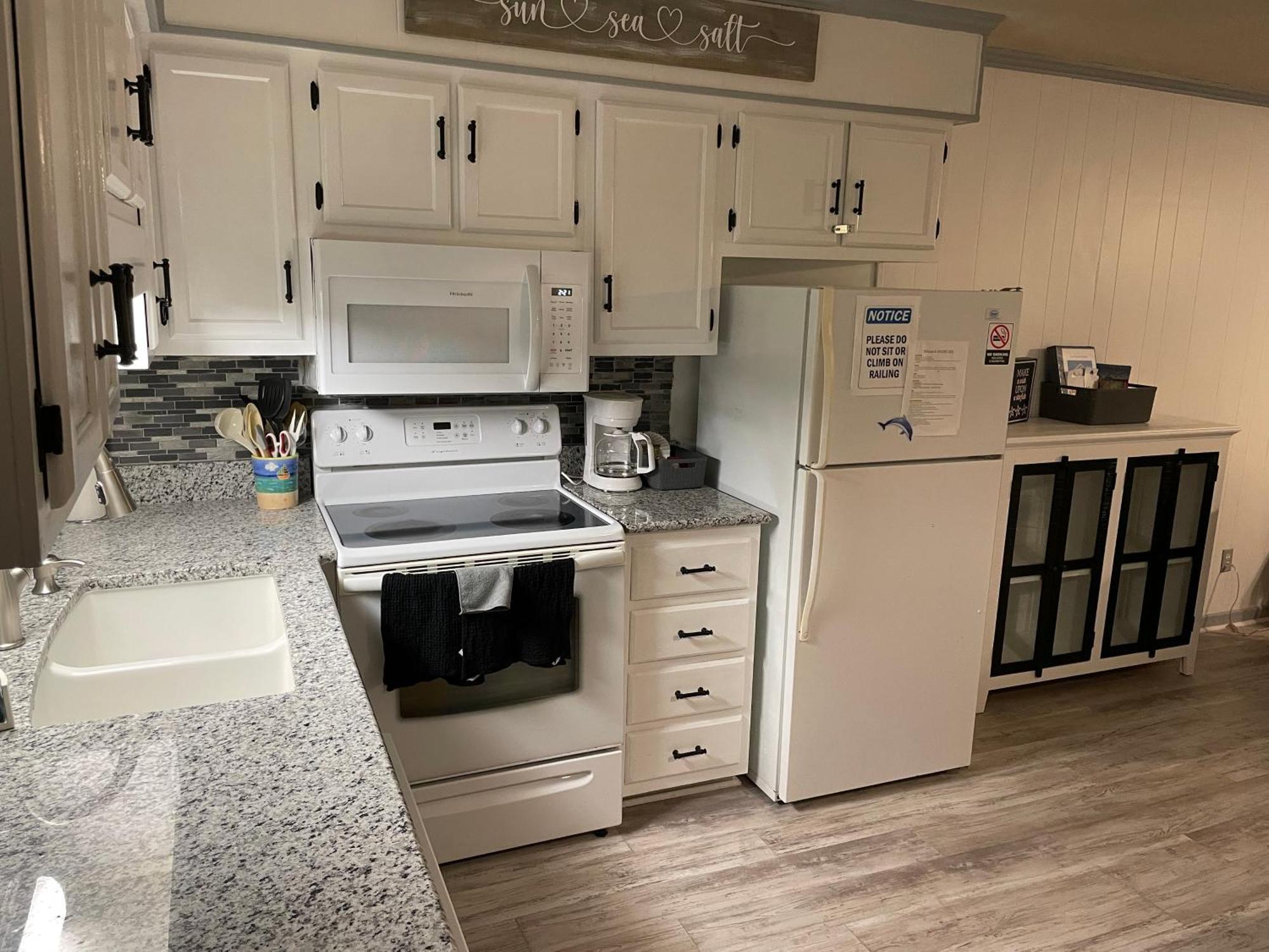 Perfect Location At The Beach! 1St Floor Unit ! 默特尔比奇 外观 照片